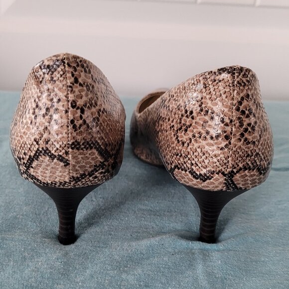 Old Navy Pumps ~ Size 7 - Picture 4 of 8